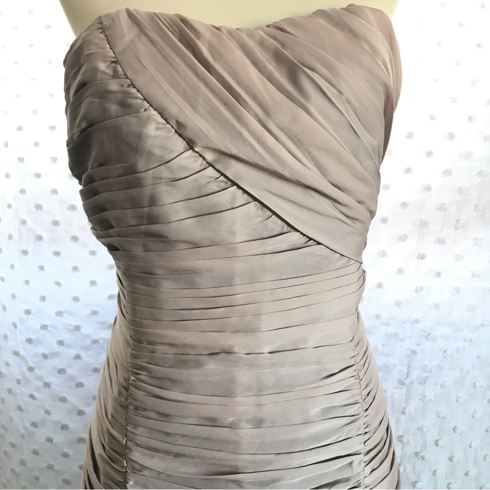 Dress - Picture 3 of 8